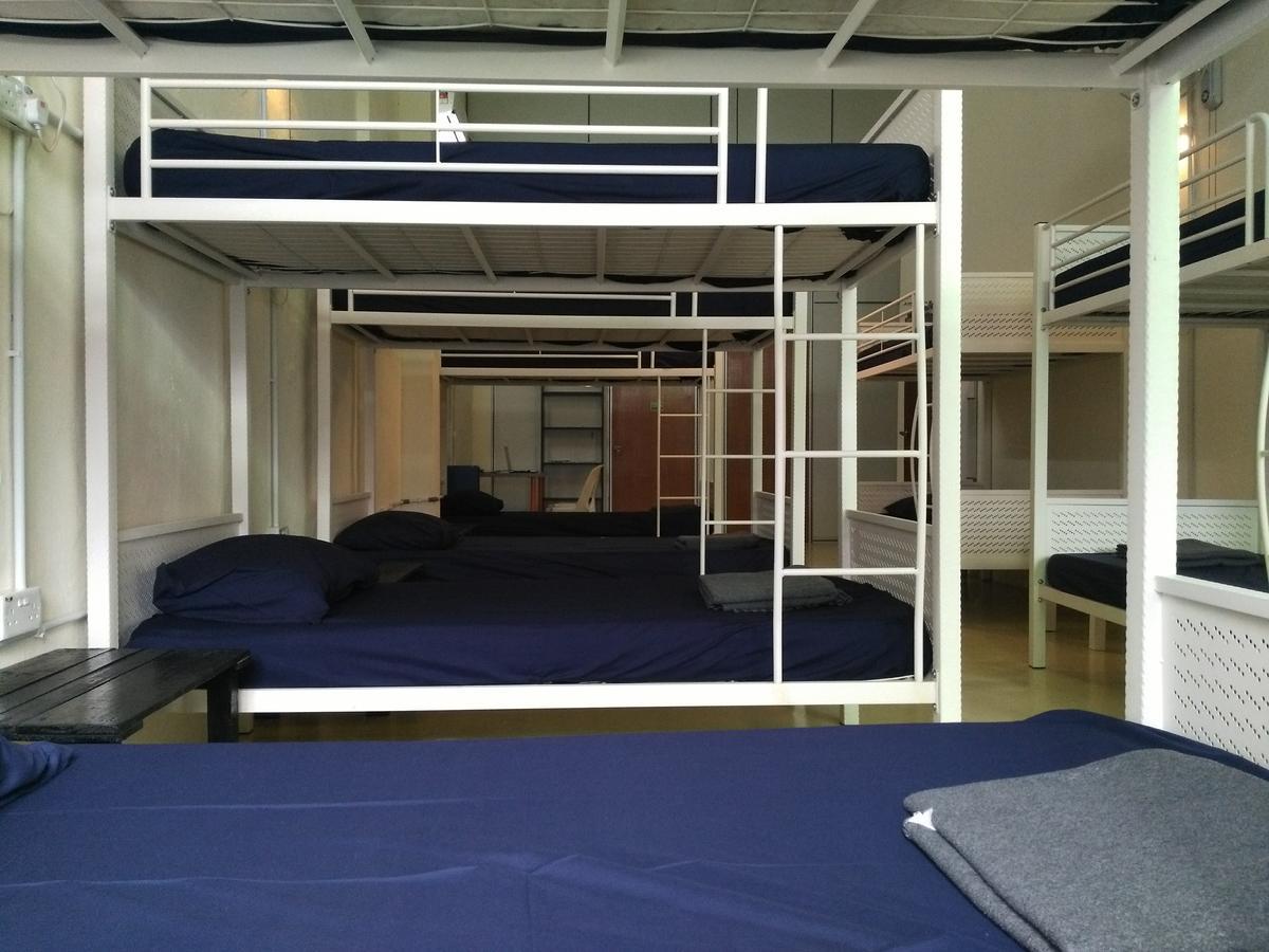 Vloft Backpackers Hostel Ипох Екстериор снимка