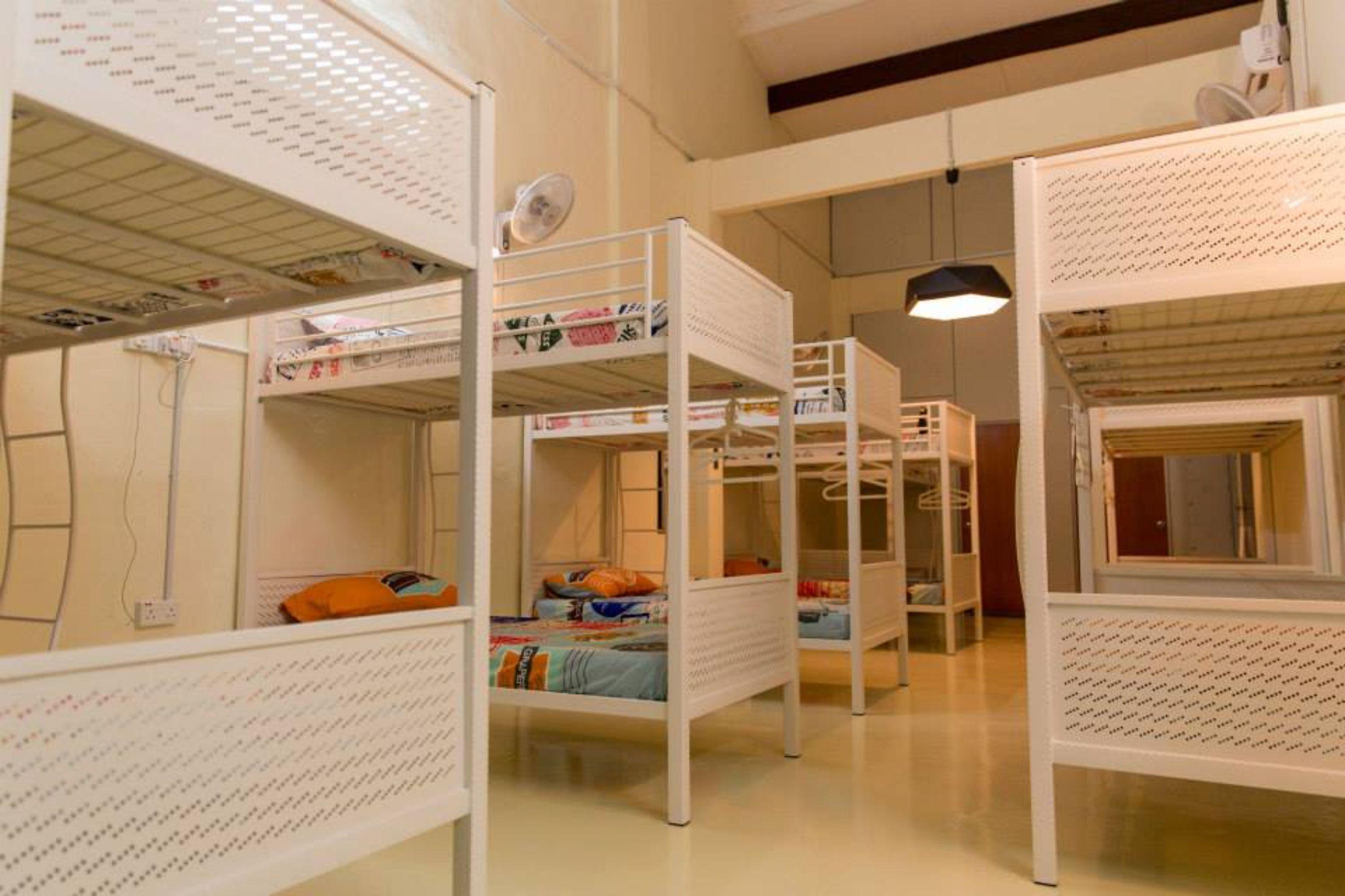Vloft Backpackers Hostel Ипох Екстериор снимка