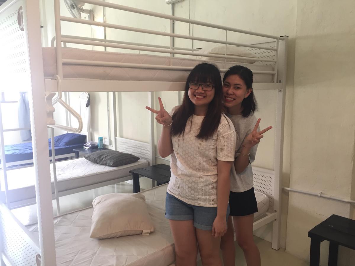 Vloft Backpackers Hostel Ипох Екстериор снимка